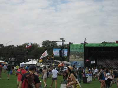 AMD Stage.  More flags.  Hey look, California!