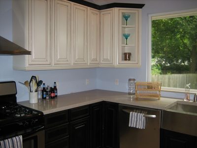 Corner with display shelf