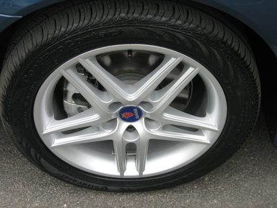 Shiny Saab wheels