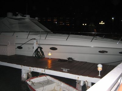Ah, our boat arrived!  Excellent!