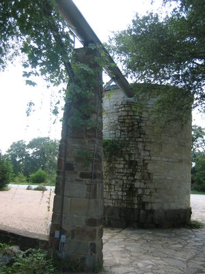 The aqueduct and water cistern thing at the Lady Bird...