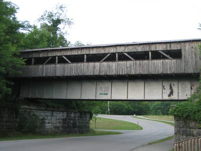 The cute little covered bridge next to the Cumberland Gap Inn.