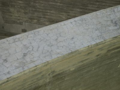 Sad evidence of possible deterioration of the concrete...