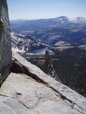 Eichorn's Pinnacle with Cathedral Lake directly behind...