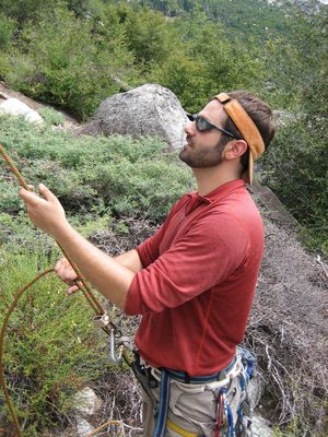 Mike, sideways 'biner belayer extrordinaire.