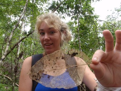 Morgan found a really weird leaf.