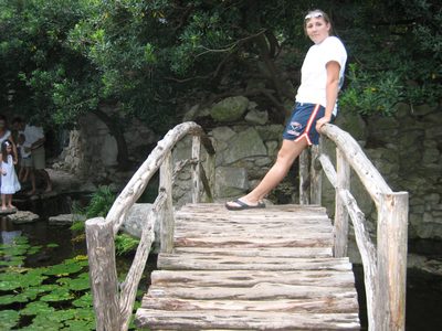 Hey, Catherine on a bridge!