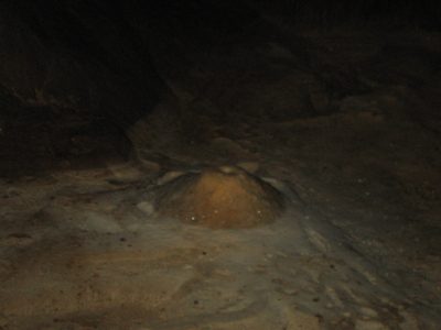 A volcano!!11!!1  It looks more like one when water is...
