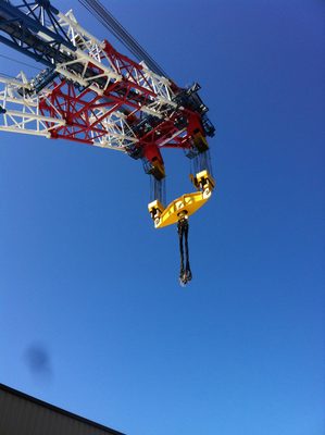1700 ton crane custom built for lifting the Chinese...