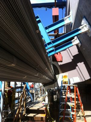 Here you have a better view of the rectilinear channels...