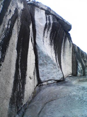 Completely evil overhung slanted finger crack in Olmsted...