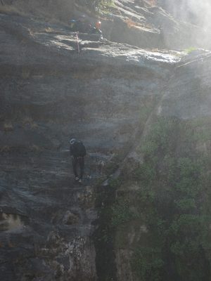 Vinnie on rappel.