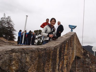 Monica posing on Monserrate.