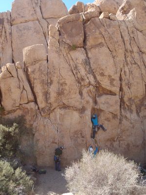 Monica leading a 5.7 at Atlantis Wall.