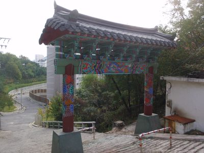 Gate to the temple.  Not really all that impressive.