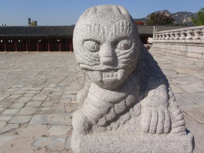 A lion or cat inside the main palace complex.