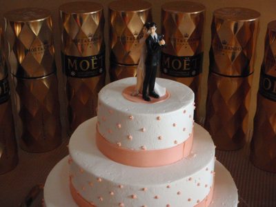 Cake detail.