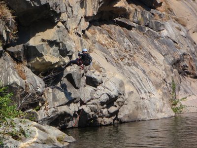 Mike on rappel, #3.