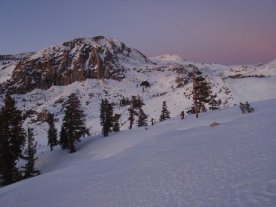 Cliff bands above our hut to the east.