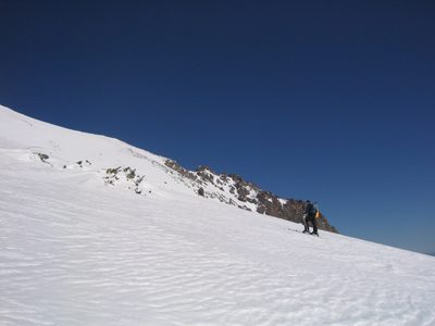 Niels, trekking onward and upwards.