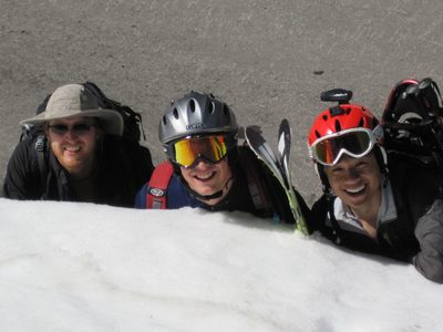 Pete, Jon and Yang back at the Donner Lake trailhead....