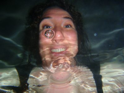Whoa! Even weirder picture. The air bubble looks like a...