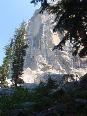 Much closer view of the OZ and Gram Traverse on Drug Dome.