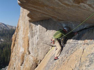 Handhold below the crack.