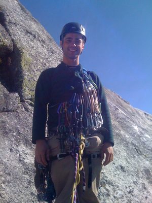Alex, racked up to lead pitch 4 of Holdless Horror (5.6).