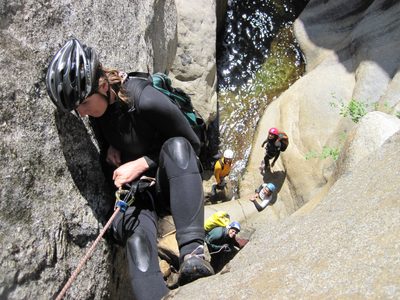 Joel gives a fireman's belay from the bottom.