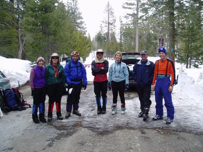 The complete crew, upon return to the trailhead....