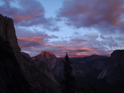 Alpenglow starts to fade and then the sky really lights up!