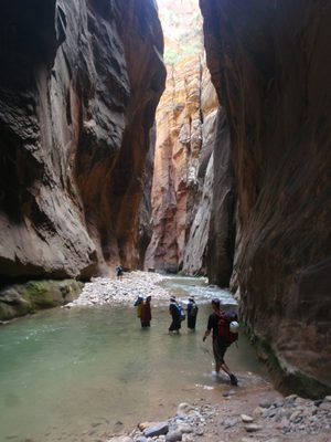 At this point we run into some Aussie cavers who were...