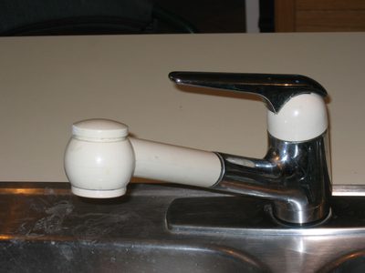 Kitchen handle to be replaced 1