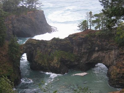 Twin natural bridges