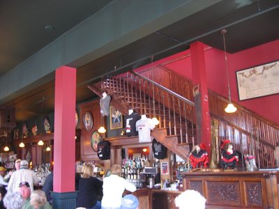 A second shot in the Red Onion