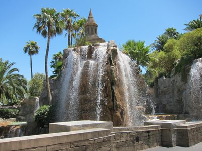 and the fountains at the Luxor.