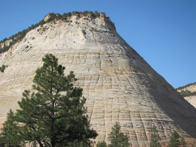 Checkerboard on the way into Zion