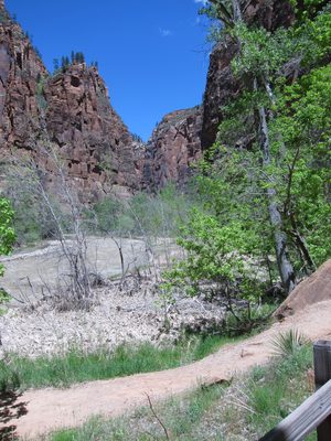 Can continue up this path, along the river to the...