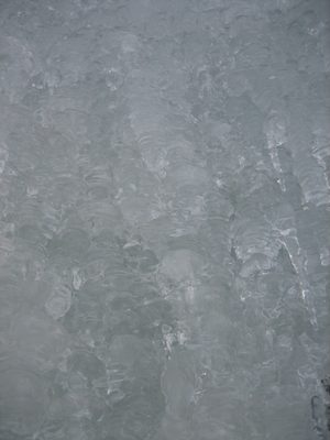 Pretty baubbles in the ice, again from Mummy-II.  