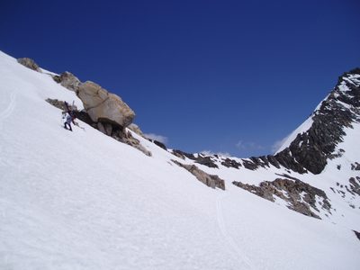 Cathy booting the last hundred feet up Glen Pass.