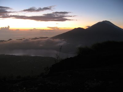 The sleepy villages below, lake Batur and Gunung...